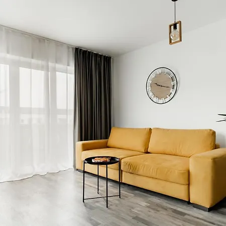 Skylark - Miami Studio With Terrace & Mountain View