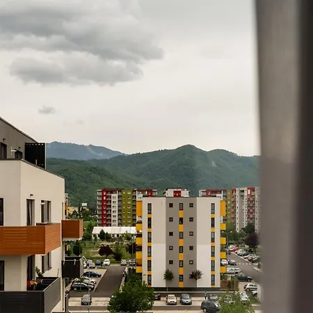 Skylark - Miami Studio With Terrace & Mountain View Apartment